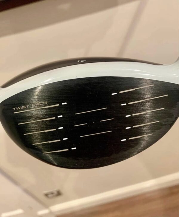 TaylorMade SIM2 MAX 9 Degree Driver with Head Cover - Image 4