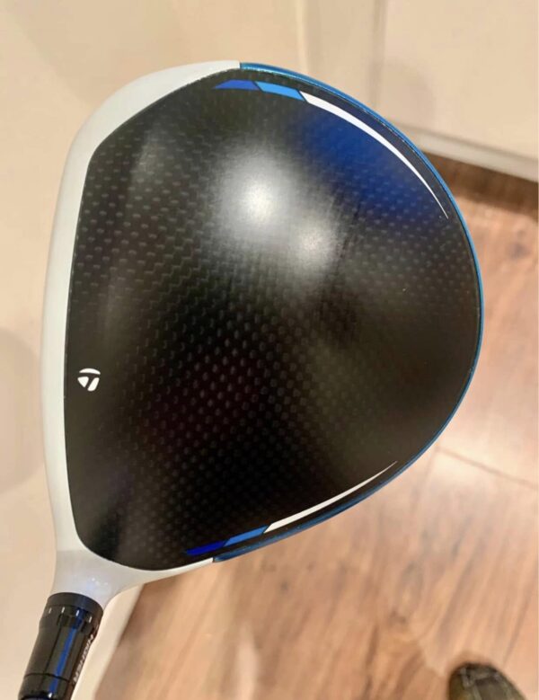 TaylorMade SIM2 MAX 9 Degree Driver with Head Cover - Image 5