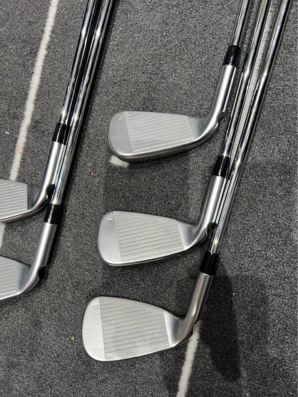 Complete Golf Set – PING G440 MAX Driver + G440 Iron Set + PING DLX Cart Bag - Image 2