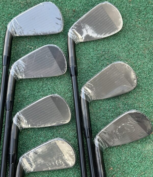 Titleist T200 Black Limited Edition Iron Set 4-PW AMT Black R300 Regular NEW!. - Image 2